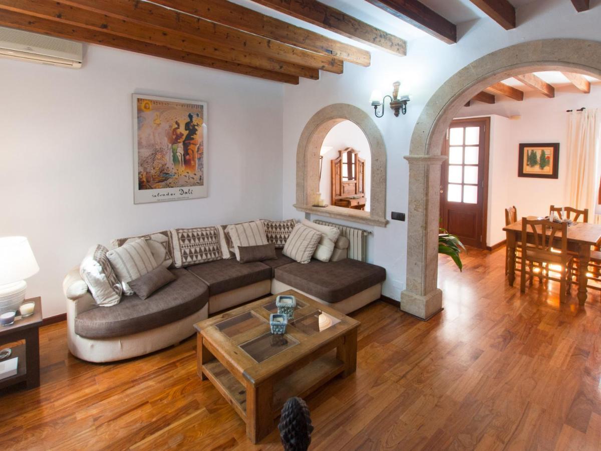 House Es Convent In Alcudia, Close To Beaches Exterior foto